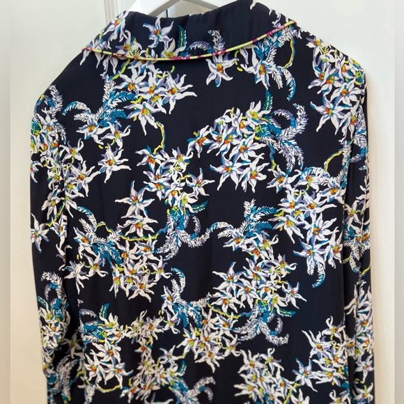 Cinq a sept Silk Blazer - Picture 2 of 3